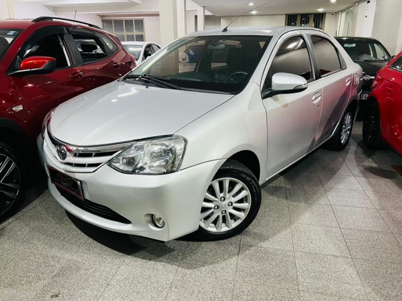 etios 1.5 xls sedan 16v flex 4p manual 2016 caxias do sul