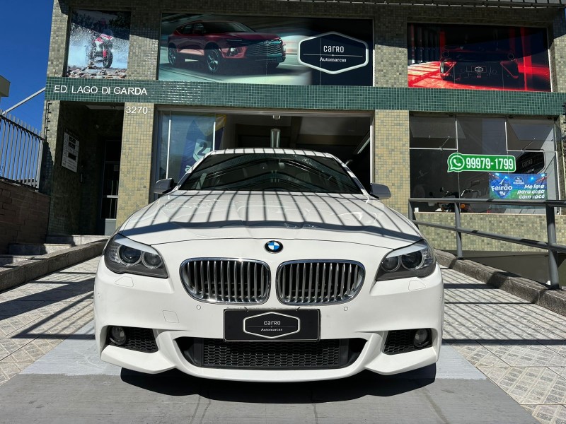 550I 4.4 SEDAN V8 32V GASOLINA 4P AUTOMÁTICO - 2011 - CAXIAS DO SUL