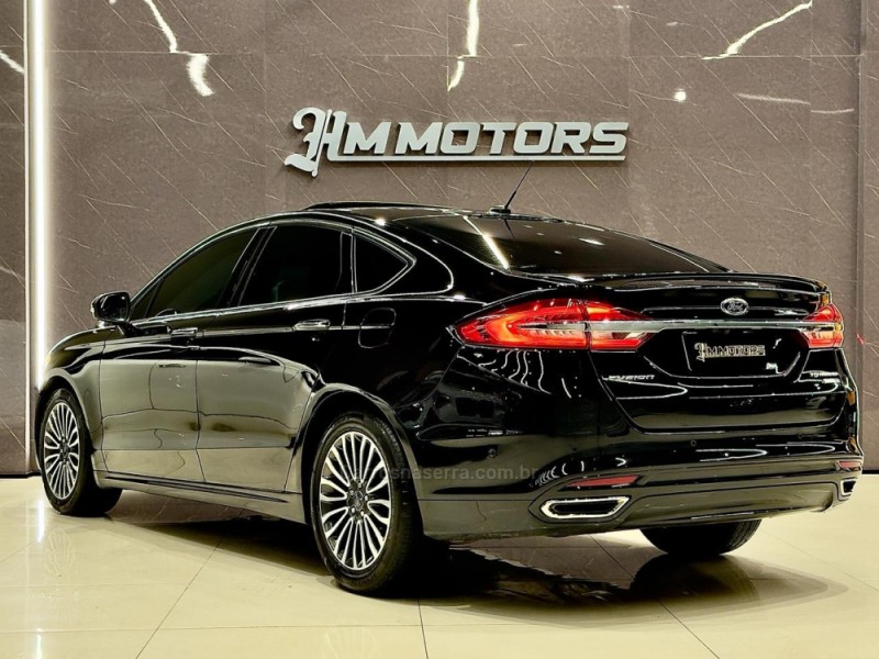 FUSION 2.0 TITANIUM AWD 16V GASOLINA 4P AUTOMÁTICO - 2017 - CAXIAS DO SUL