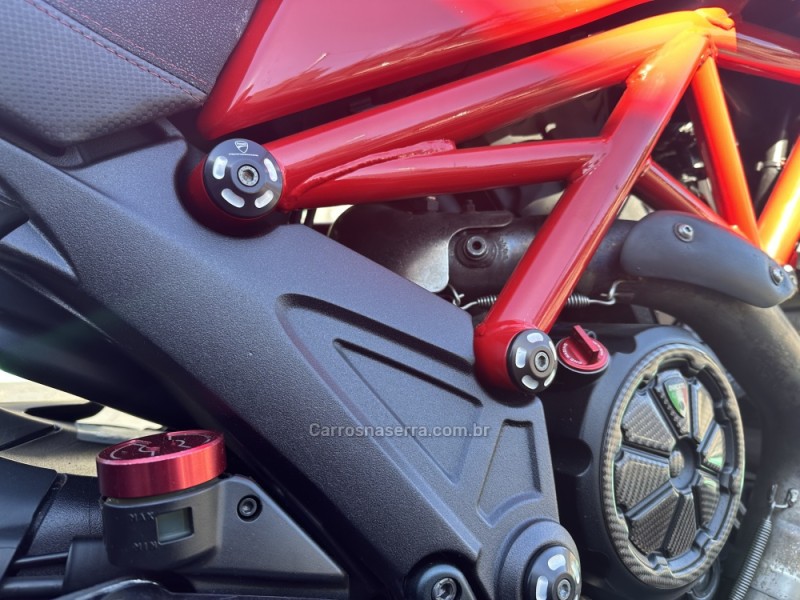 DIAVEL CARBON  - 2011 - CAXIAS DO SUL