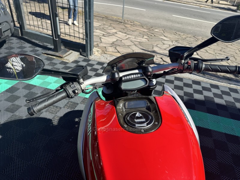 DIAVEL CARBON  - 2011 - CAXIAS DO SUL