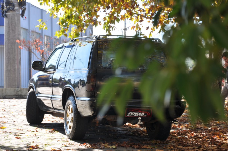 BLAZER 2.2 MPFI DLX 4X2 8V GASOLINA 4P MANUAL - 1998 - CAXIAS DO SUL
