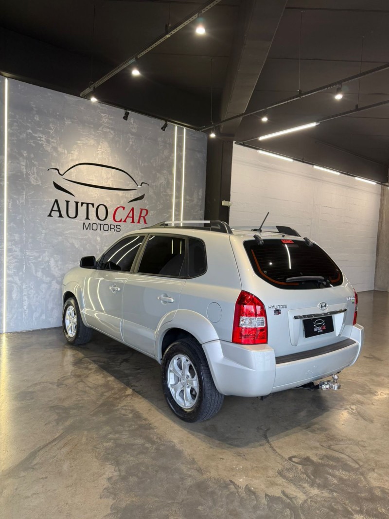 TUCSON 2.0 MPFI GLS 16V 143CV 2WD GASOLINA 4P AUTOMÁTICO - 2014 - CAXIAS DO SUL