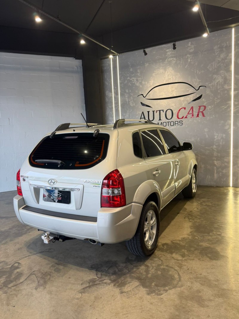 TUCSON 2.0 MPFI GLS 16V 143CV 2WD GASOLINA 4P AUTOMÁTICO - 2014 - CAXIAS DO SUL