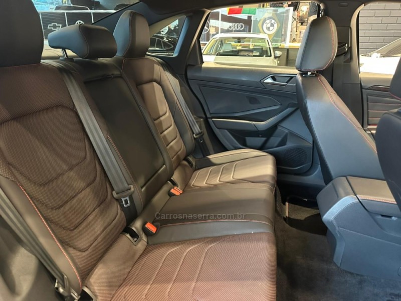 JETTA 2.0 16V TSI GLI 350 GASOLINA 4P AUTOMÁTICO - 2024 - CAXIAS DO SUL