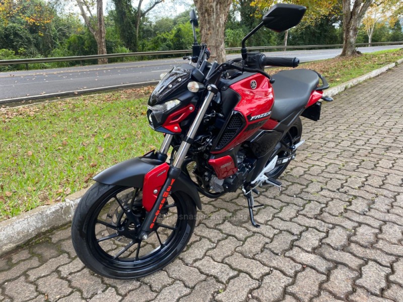FAZER FZ15 ABS - 2024 - DOIS IRMãOS