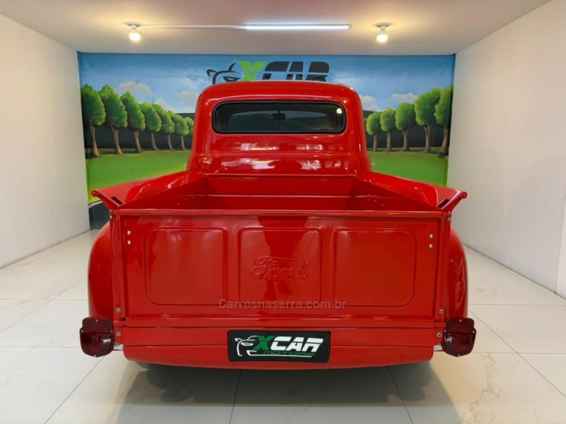 F-1 V8 GASOLINA 2P MANUAL - 1950 - BENTO GONçALVES