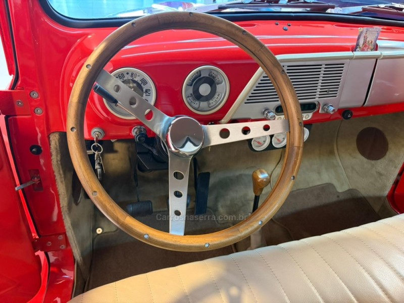 F-1 V8 GASOLINA 2P MANUAL - 1950 - BENTO GONçALVES
