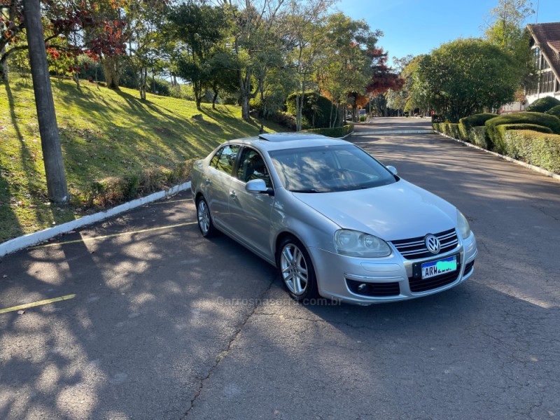 jetta 2.5 i 20v 170cv gasolina 4p tiptronic 2009 nova prata