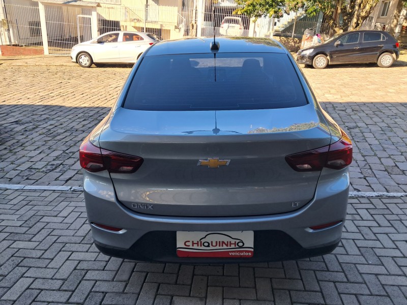 ONIX 1.0 SEDAN PLUS LT 12V FLEX 4P MANUAL - 2024 - CAXIAS DO SUL