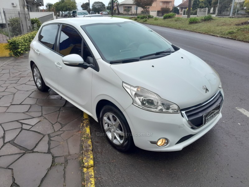 208 1.5 ACTIVE PACK 8V FLEX 4P MANUAL - 2015 - NOVA PRATA