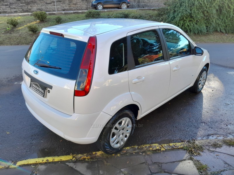 FIESTA 1.0 MPI HATCH 8V FLEX 4P MANUAL - 2014 - NOVA PRATA