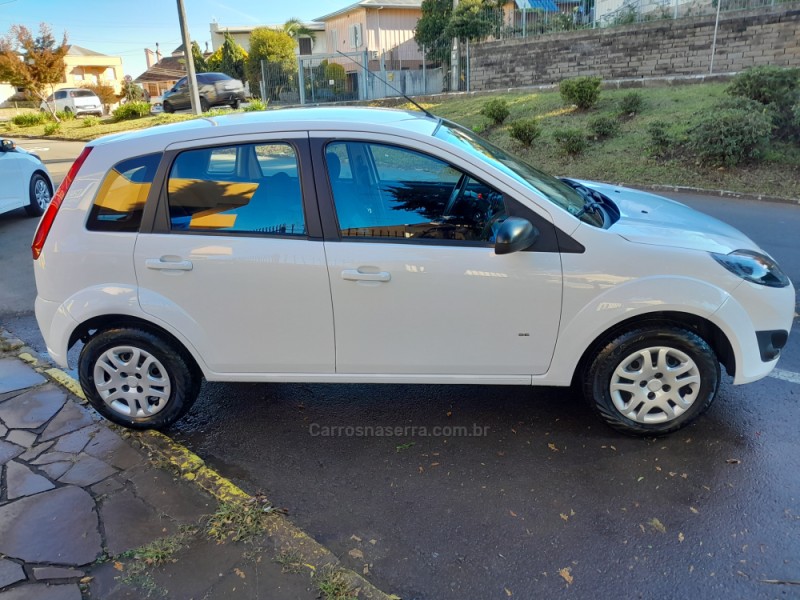 FIESTA 1.0 MPI HATCH 8V FLEX 4P MANUAL - 2014 - NOVA PRATA