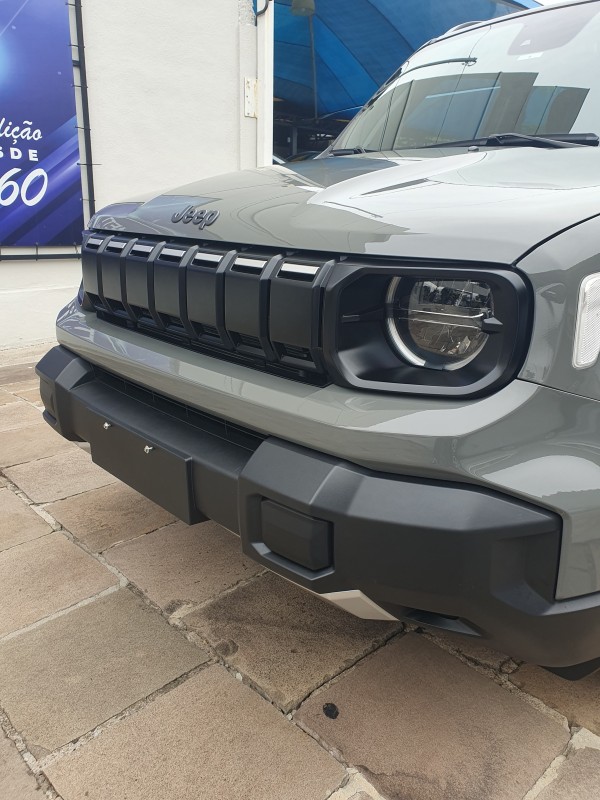renegade 1.3 16v altitude t270 turbo flex 4p automatico 2027 caxias do sul