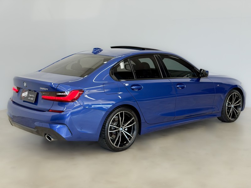 320I 2.0 M SPORT 16V TURBO ACTIVEFLEX 4P AUTOMÁTICO - 2022 - CAXIAS DO SUL
