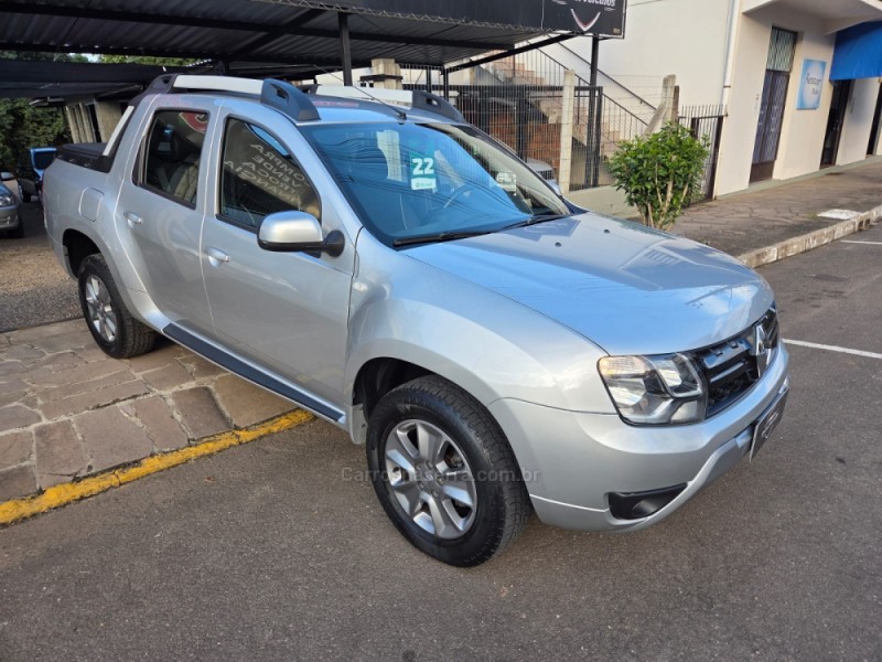 DUSTER OROCH 2.0 16V FLEX DYNAMIQUE 4P MANUAL - 2022 - PICADA CAFé
