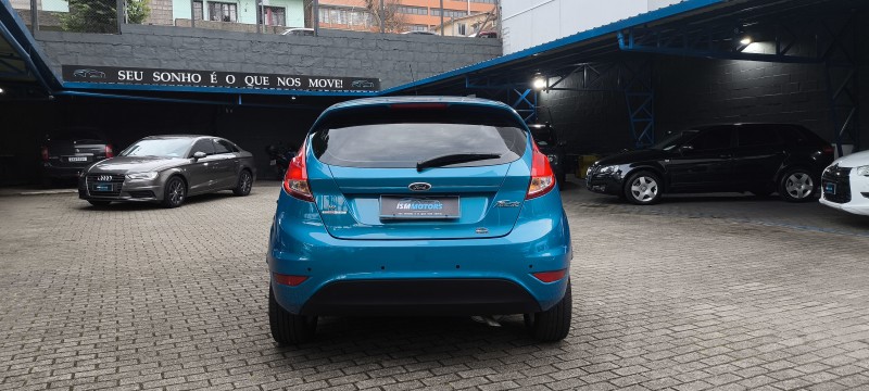 FIESTA 1.6 SE HATCH 16V FLEX 4P AUTOMÁTICO - 2015 - CAXIAS DO SUL