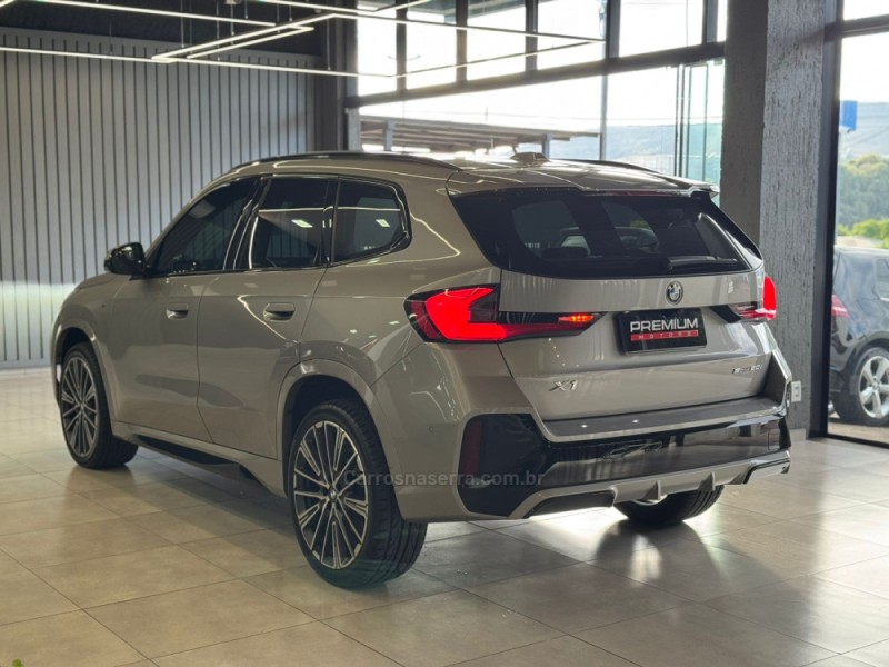 X1 2.0 16V TURBO ACTIVEFLEX SDRIVE20I M SPORT 4P AUTOMÁTICO - 2023 - DOIS IRMãOS