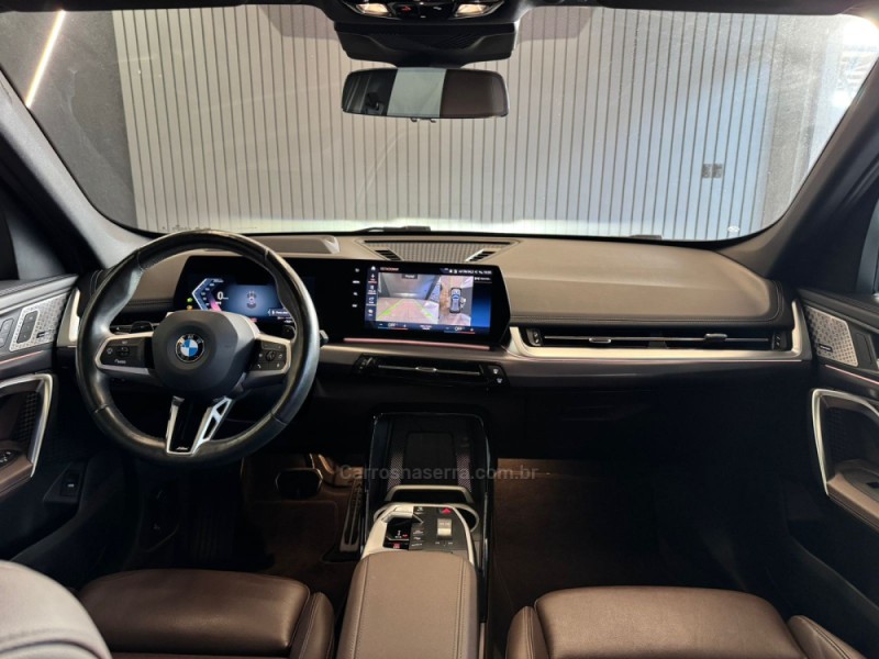 X1 2.0 16V TURBO ACTIVEFLEX SDRIVE20I M SPORT 4P AUTOMÁTICO - 2023 - DOIS IRMãOS