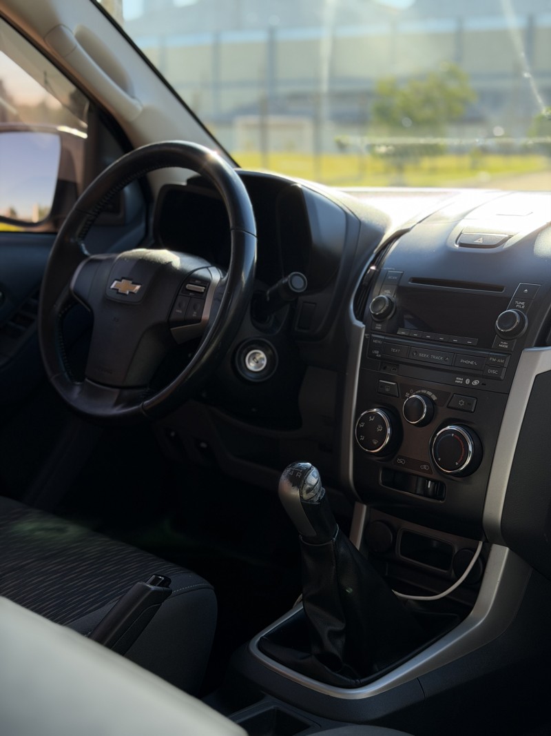 S10 2.4 LT 4X2 CD 8V FLEX 4P MANUAL - 2013 - ANTôNIO PRADO