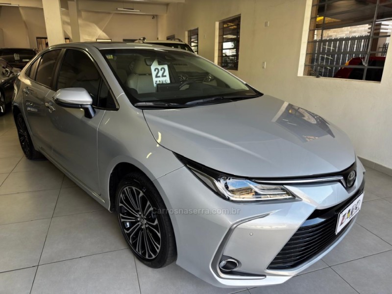 COROLLA 2.0 ALTIS PREMIUM 16V FLEX 4P AUTOMÁTICO - 2022 - CARLOS BARBOSA