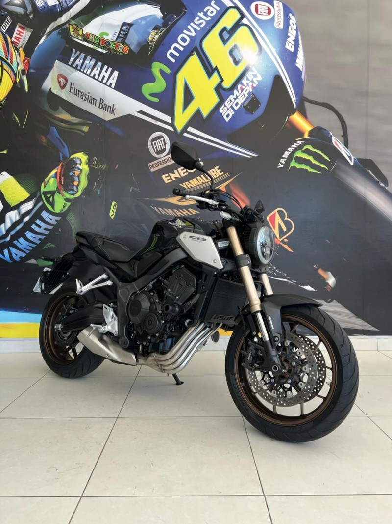 CB 650R  - 2021 - PASSO FUNDO