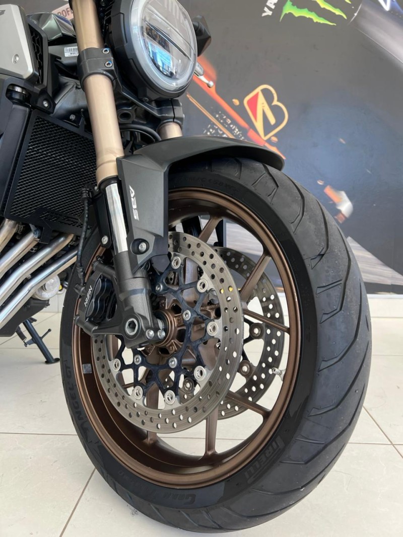 CB 650R  - 2021 - PASSO FUNDO