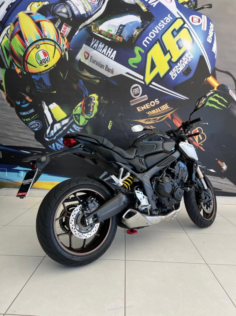 CB 650R  - 2021 - PASSO FUNDO