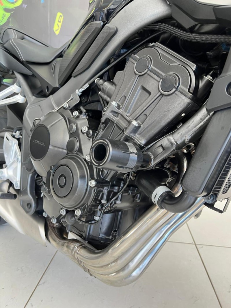 CB 650R  - 2021 - PASSO FUNDO
