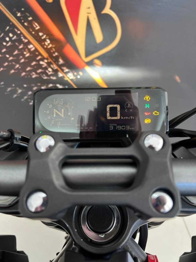 CB 650R  - 2021 - PASSO FUNDO