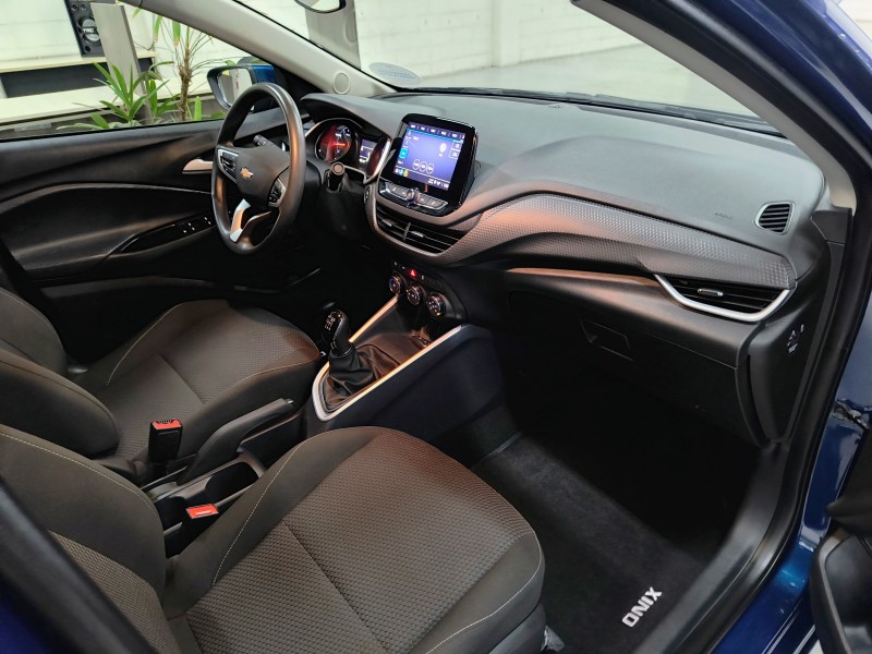 ONIX 1.0 LT 12V FLEX 4P MANUAL - 2025 - CAXIAS DO SUL