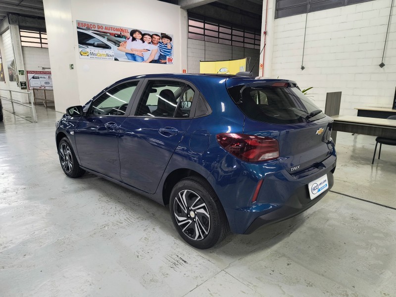 ONIX 1.0 LT 12V FLEX 4P MANUAL - 2025 - CAXIAS DO SUL