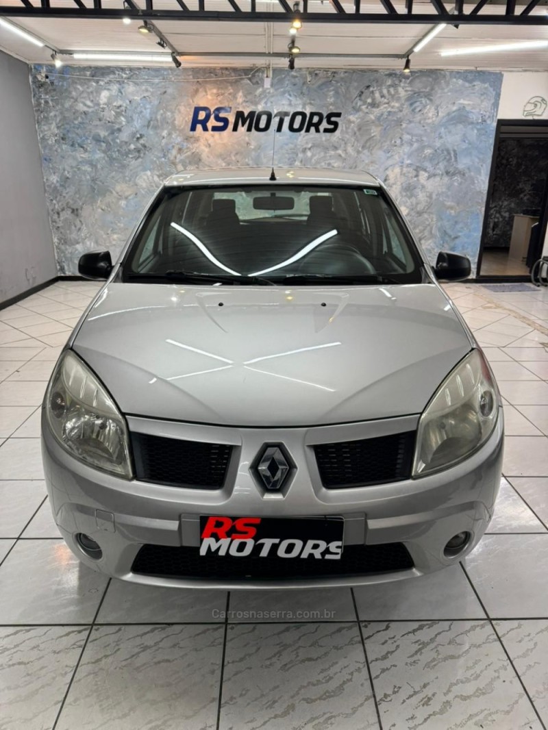 SANDERO 1.0 EXPRESSION 16V FLEX 4P MANUAL - 2011 - CAXIAS DO SUL