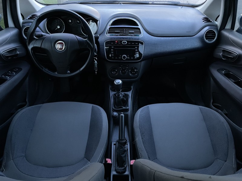 PUNTO 1.4 ATTRACTIVE 8V FLEX 4P MANUAL - 2014 - CAXIAS DO SUL