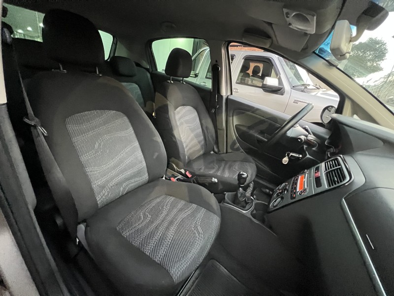 PUNTO 1.4 ELX 8V FLEX 4P MANUAL - 2009 - CAXIAS DO SUL