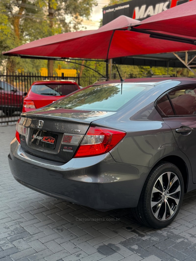 CIVIC 2.0 LXR 16V FLEX 4P AUTOMÁTICO - 2015 - ESTâNCIA VELHA