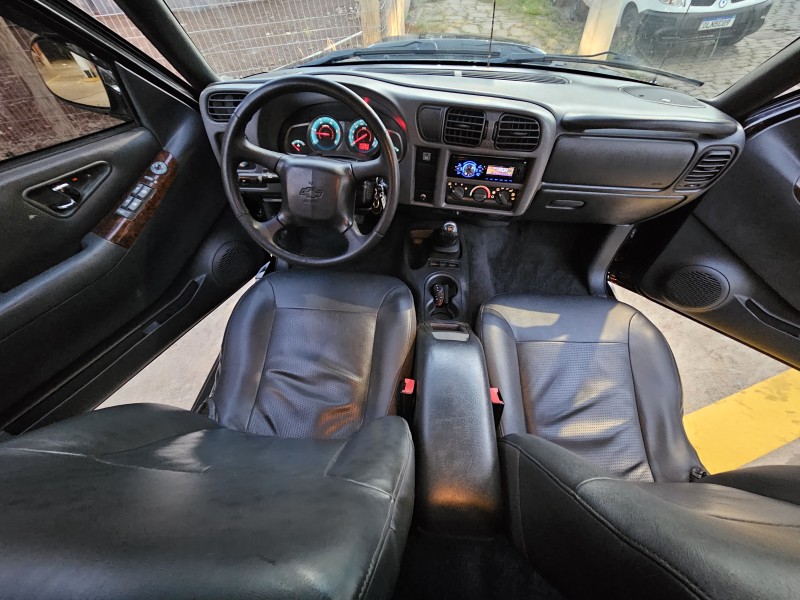 S10 2.8 EXECUTIVE 4X2 CD 12V TURBO ELECTRONIC INTERCOOLER DIESEL 4P MANUAL - 2009 - CAXIAS DO SUL