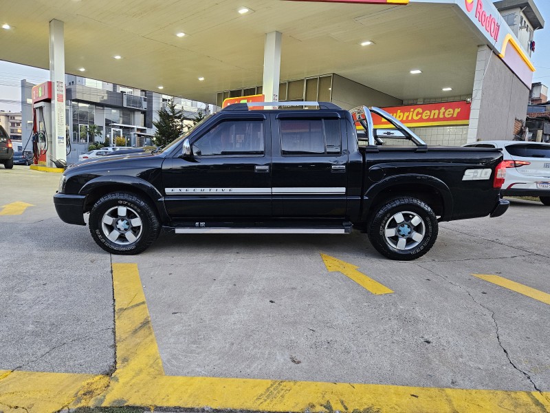 S10 2.8 EXECUTIVE 4X2 CD 12V TURBO ELECTRONIC INTERCOOLER DIESEL 4P MANUAL - 2009 - CAXIAS DO SUL