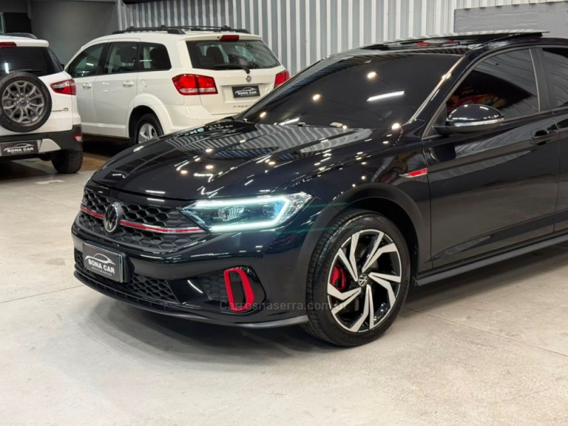 JETTA 2.0 16V TSI GLI 350 GASOLINA 4P AUTOMÁTICO - 2023 - CAXIAS DO SUL