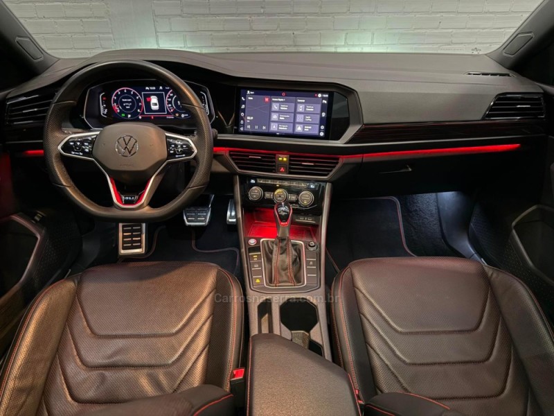 JETTA 2.0 16V TSI GLI 350 GASOLINA 4P AUTOMÁTICO - 2023 - CAXIAS DO SUL