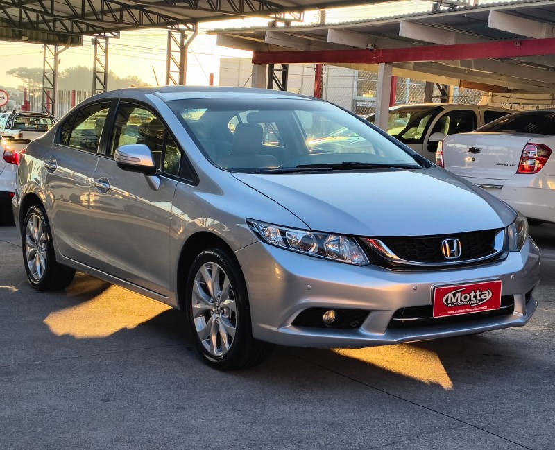 CIVIC 2.0 LXR 16V FLEX 4P AUTOMÁTICO - 2015 - CAXIAS DO SUL