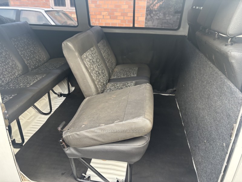 KOMBI 1.6 MI STD 8V GASOLINA 3P MANUAL - 2003 - ANTôNIO PRADO