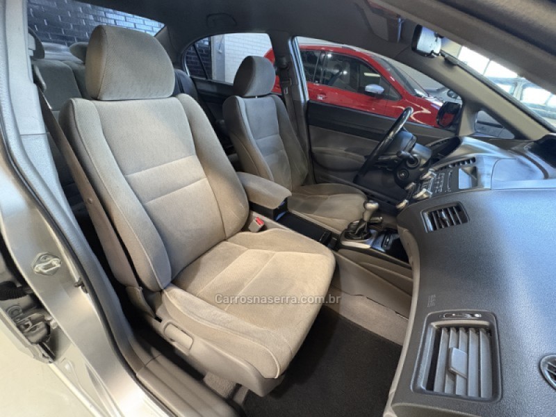 CIVIC 1.8 LXS 16V FLEX 4P MANUAL - 2009 - CAXIAS DO SUL
