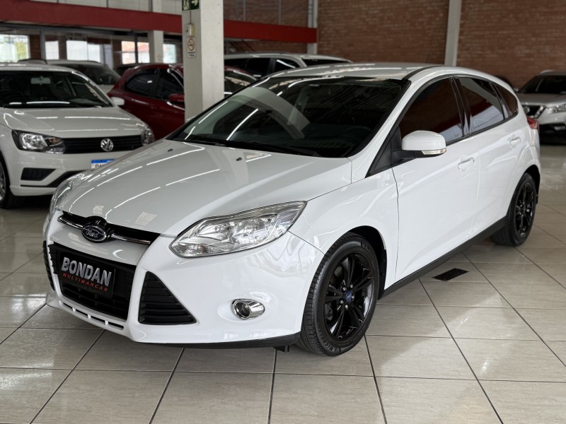 focus 1.6 se 16v flex 4p automatico 2014 farroupilha