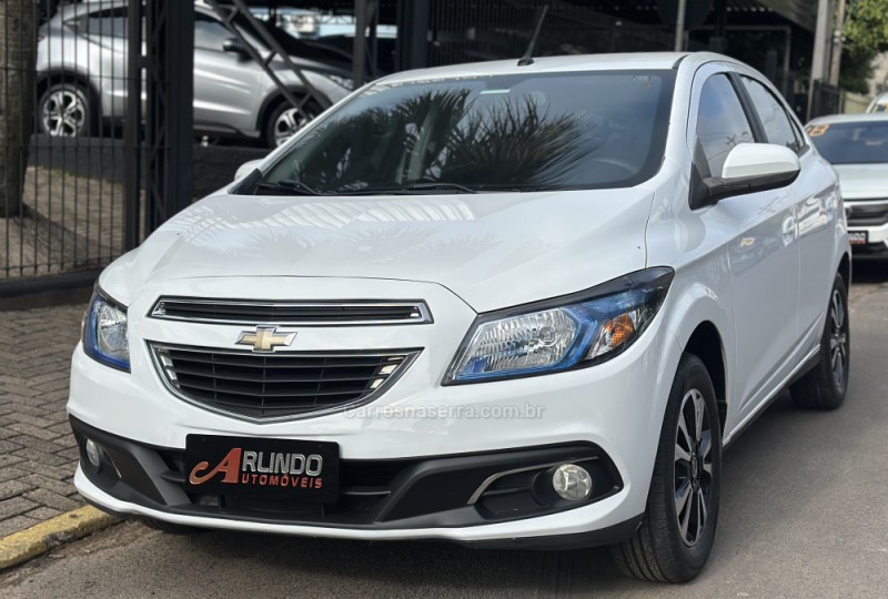 ONIX 1.4 MPFI LTZ 8V FLEX 4P MANUAL - 2015 - PAROBé
