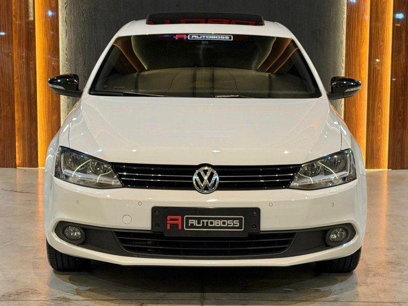 JETTA 2.0 COMFORTLINE FLEX 4P TIPTRONIC - 2014 - NOVO HAMBURGO