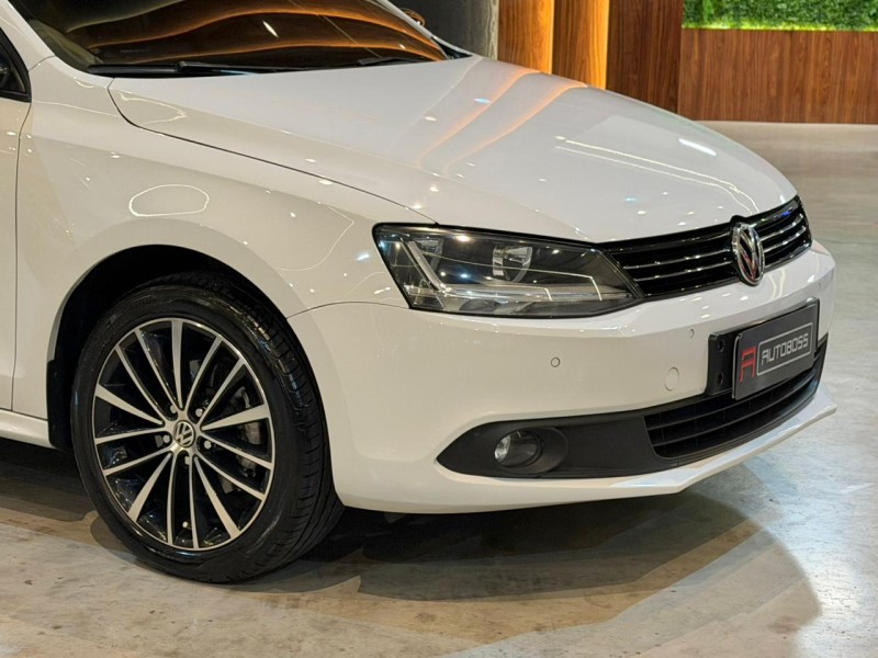 JETTA 2.0 COMFORTLINE FLEX 4P TIPTRONIC - 2014 - NOVO HAMBURGO