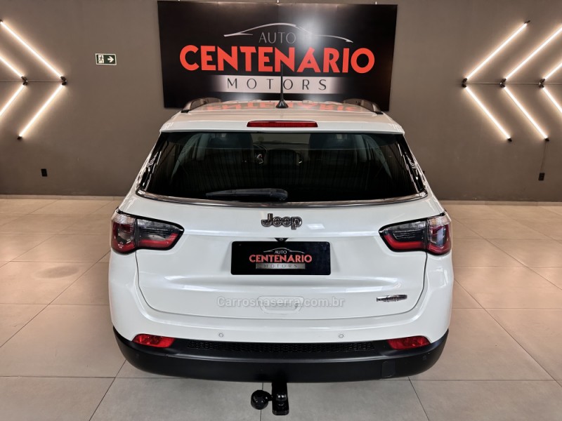 COMPASS 2.0 16V FLEX LONGITUDE AUTOMÁTICO - 2018 - SAPIRANGA