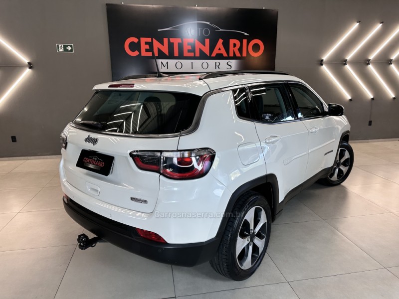 COMPASS 2.0 16V FLEX LONGITUDE AUTOMÁTICO - 2018 - SAPIRANGA