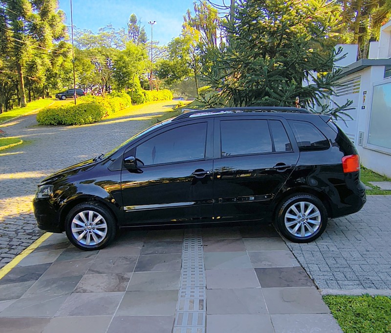 SPACEFOX 1.6 MI PLUS 8V FLEX 4P MANUAL - 2011 - FARROUPILHA